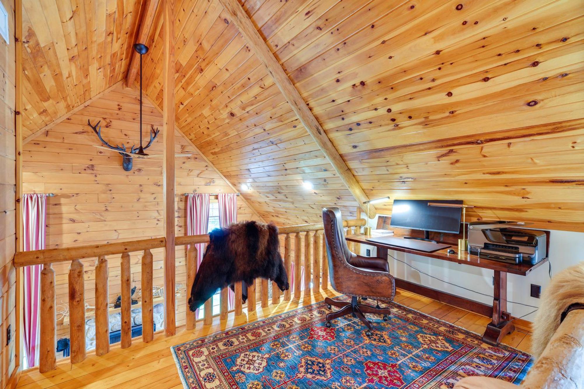 Luxury Log Cabin With Ev Charger And Mtn Views! Blairstown 外观 照片