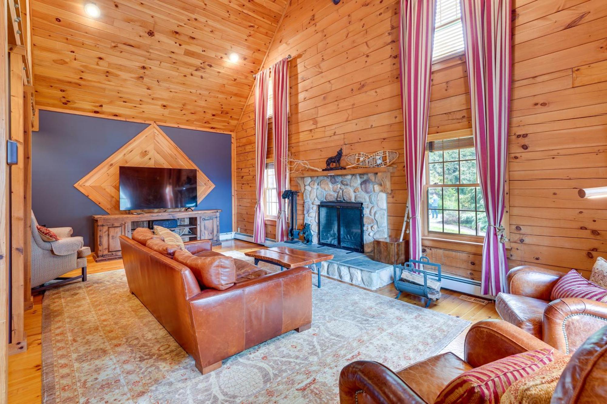 Luxury Log Cabin With Ev Charger And Mtn Views! Blairstown 外观 照片