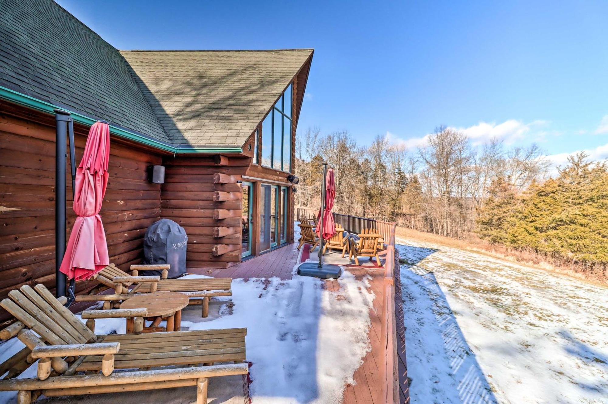 Luxury Log Cabin With Ev Charger And Mtn Views! Blairstown 外观 照片